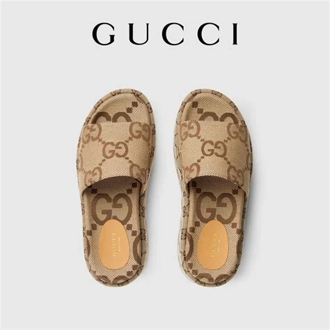 Klapki damskie Gucci .